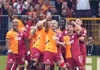 Ben de burdayim!