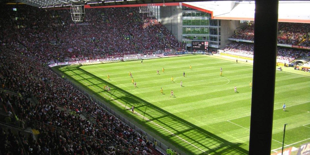 Αποτέλεσμα εικόνας για fritz walter stadion kaiserslautern