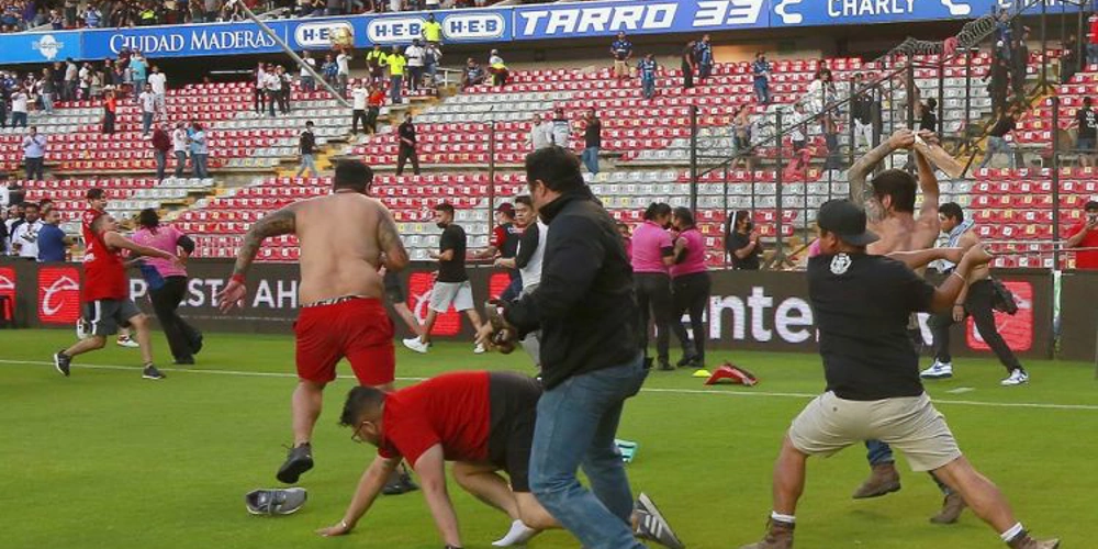 επεισόδια Μεξικό Σουπερκλάσικο