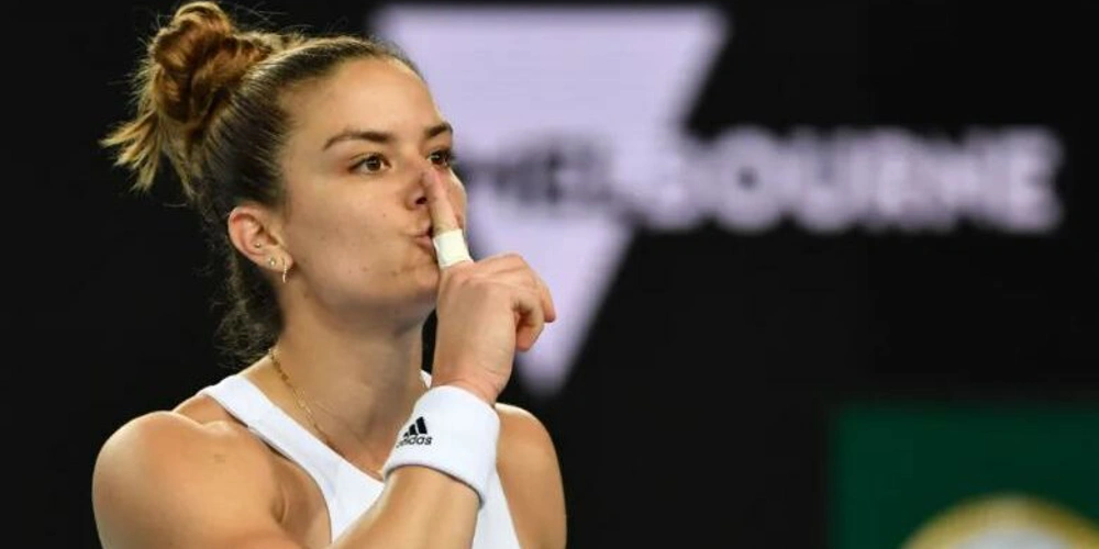 Sakkari breezed past Qinwen Zheng to reach 3rd round in Australian Open (video) | protothemanews.com
