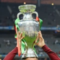 Δες από κοντά το κύπελλο του UEFA EURO 2024!