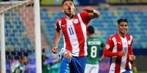 Futbolatino: Ανχελ... ντε Αρασκαέτα