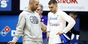 Σκακιστής: Με Φουρνιέ και Τολιόπουλο