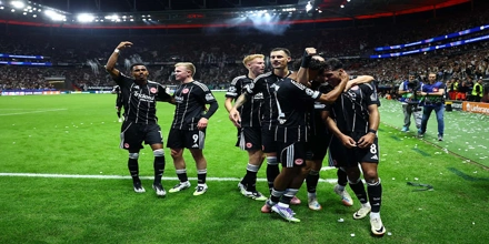 5 derby kai mia sigouri.jpg