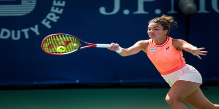 Dubai-2024-Tennis-WTA-Day-3-Jasmine-Paolini-1.jpg