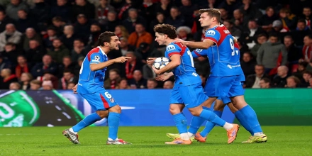 Epithetiki grammi pou tromazei.jpg