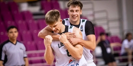 italia-u20-lithouania-u20-eidika-stoiximata-match-money.jpg