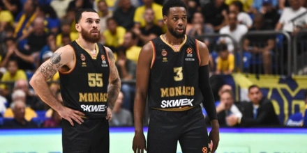 Final-4: Το 12,00 του Τζέιμς και το 17,00 του Λόιντ
