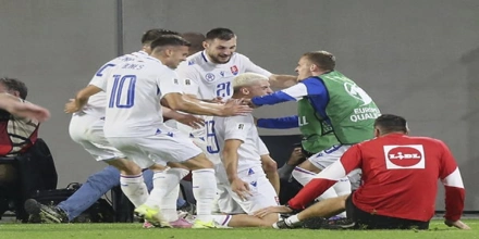 Kleidonei ti defteri thesi.jpg