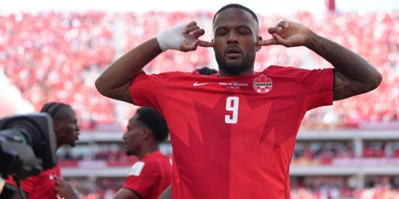 Larin.jpg