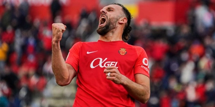 Σηκώνει κόντρα