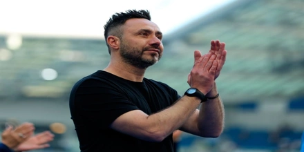 ΝΤΕ ΤΖΕΡΜΠΙ.jpg