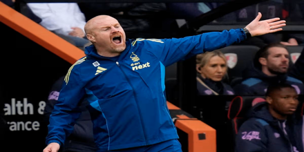 Αντίθετοι δρόμοι