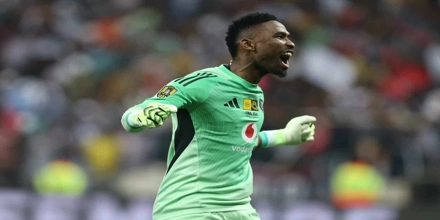 Sipho-Chaine-Orlando-Pirates-Siwelele-Betway-Premiership.jpg