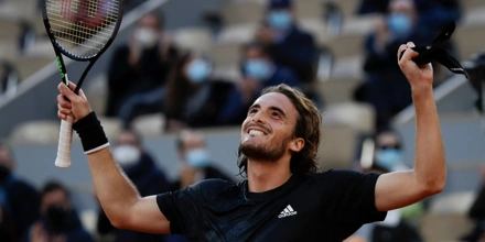 tsitsipas_2.jpg