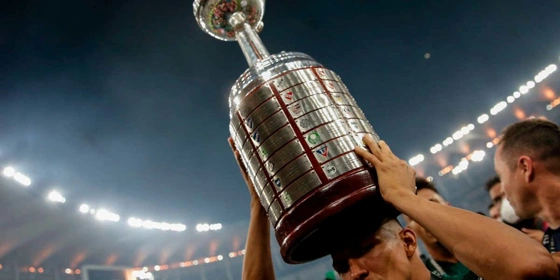 Futbolatino: Στη σκιά του τελικού