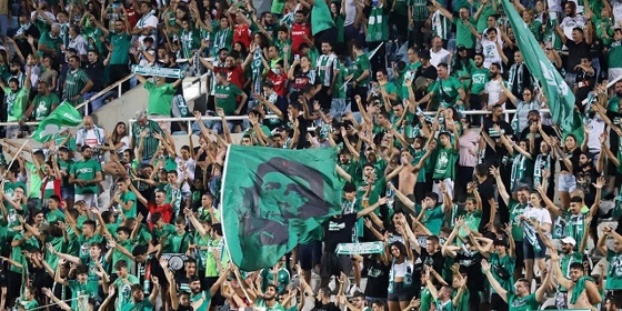 Μπατιράκι: Μπόμπες στα ντέρμπι!