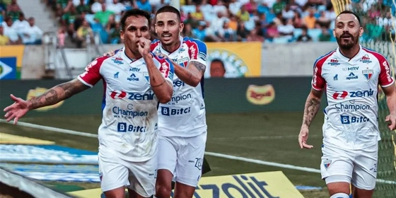 Futbolatino: Τετράδα με... πακέτο