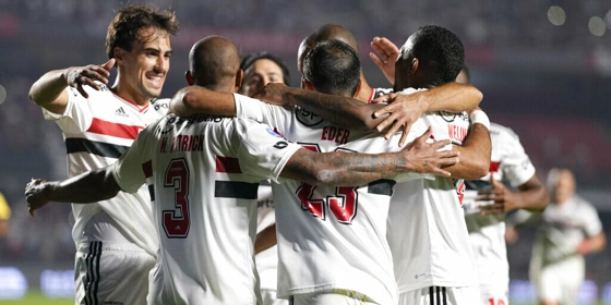 Futbolatino: Σουνταμερικάνα και Μεξικό
